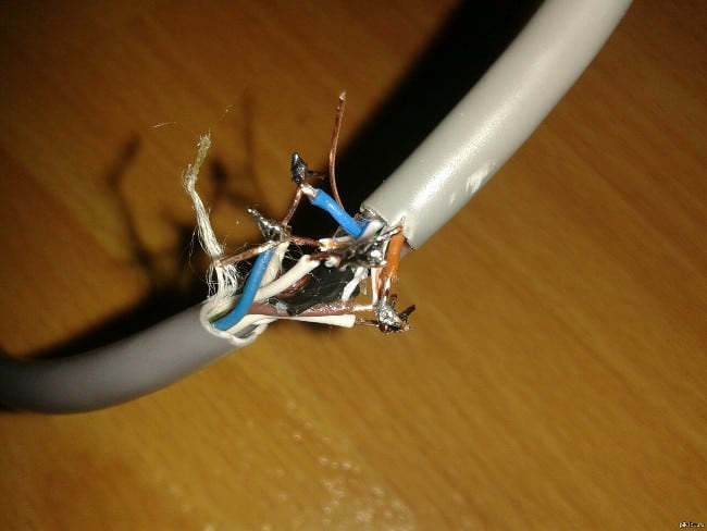 电缆破损